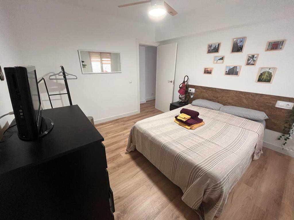 Piso Agradable Cerca De La Playa Appartement Almería Buitenkant foto