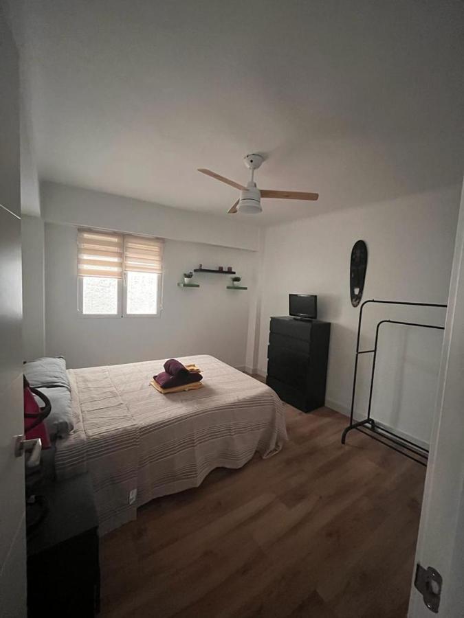 Piso Agradable Cerca De La Playa Appartement Almería Buitenkant foto